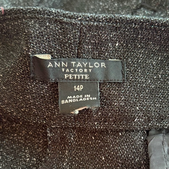 •Ann Taylor Factory• Black Subtle Tweed Career Pants - Size 14P - Picture 2 of 8